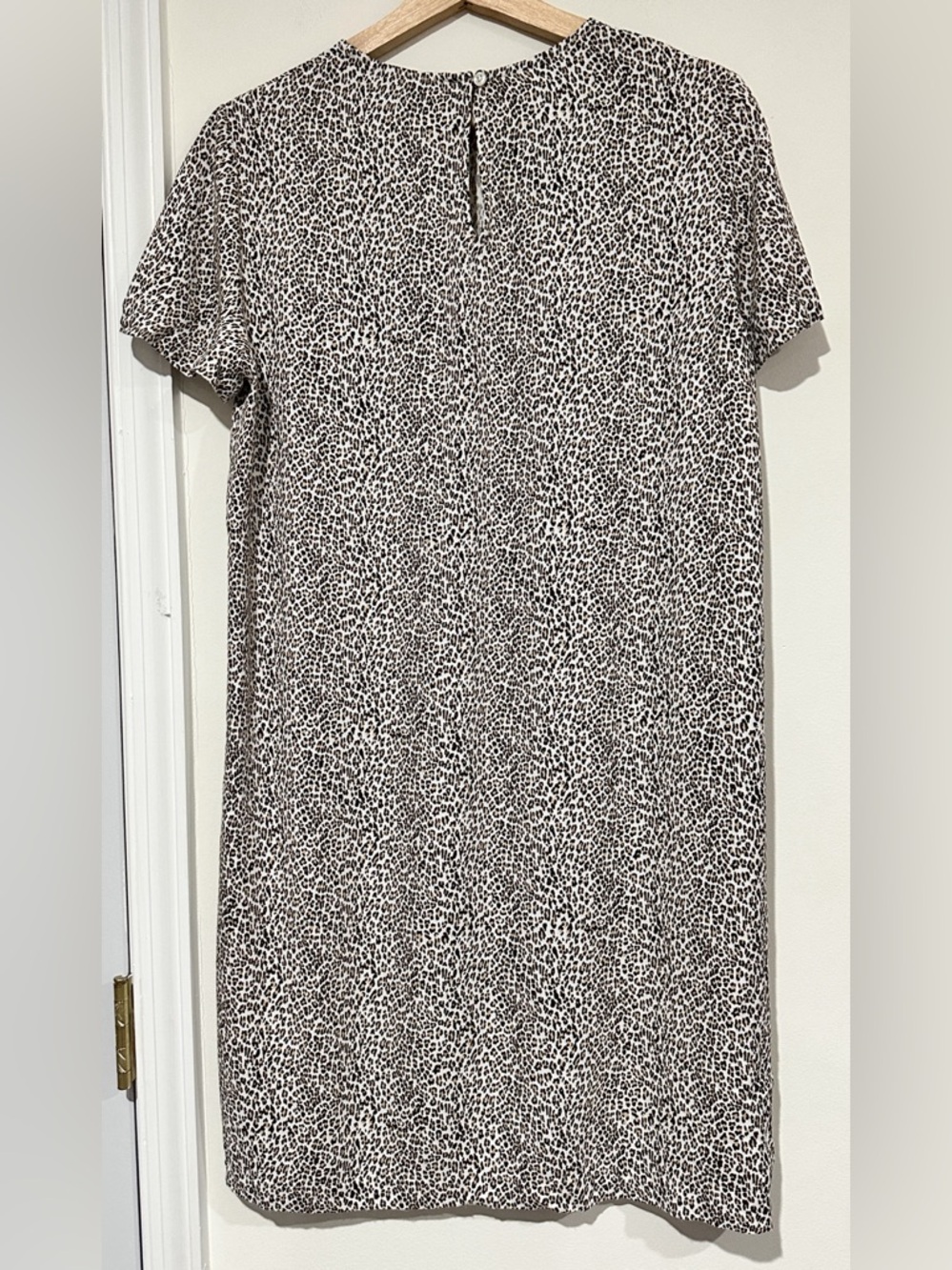 Jenni Kayne Leopard T-Shirt Dress - Picture 7 of 10